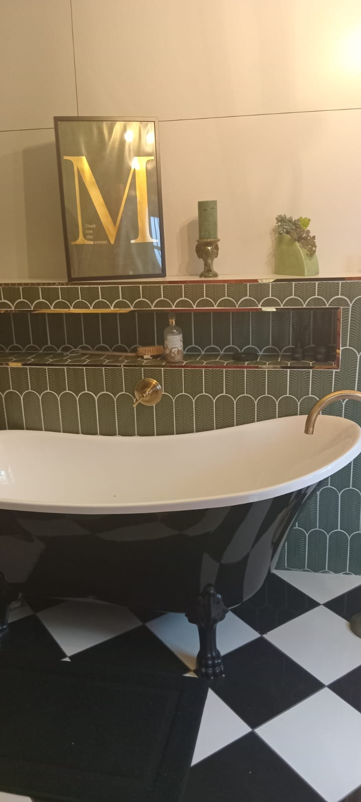 Freestanding bath in the Heritage Suite